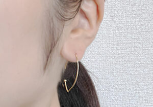 地金ピアス